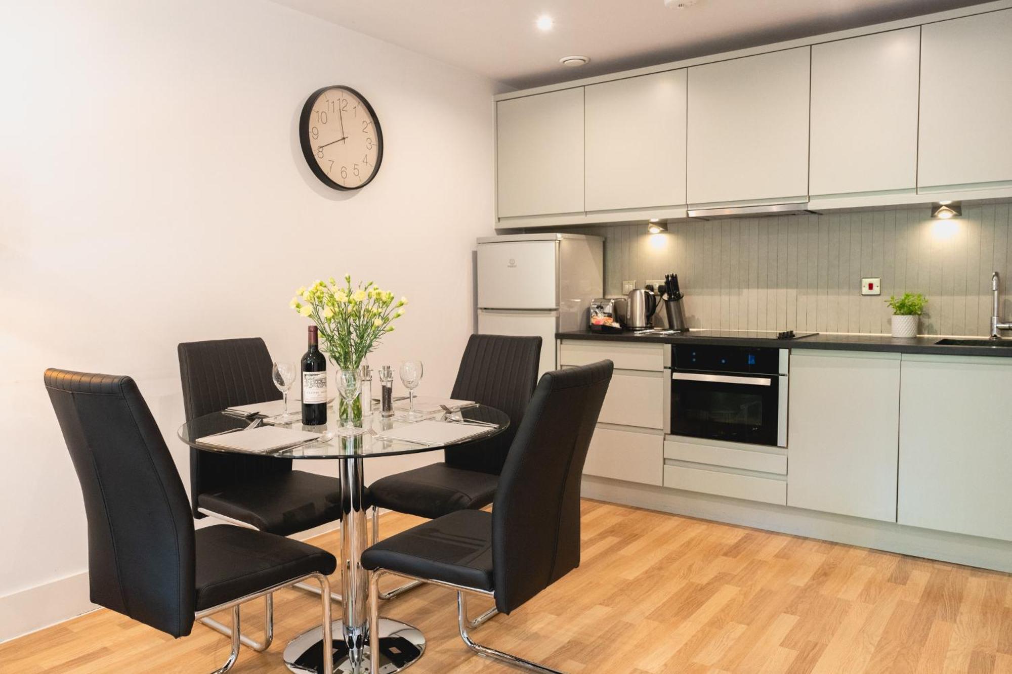 Your Space Apartments - Eden House เคมบริดจ์ ภายนอก รูปภาพ